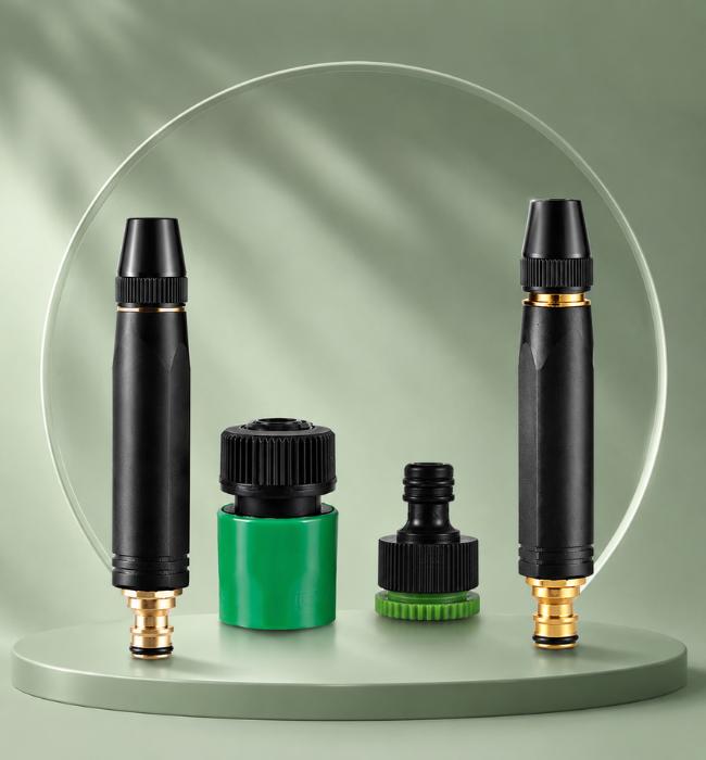 Comfortable handle spray nozzle for easy control and non-slip cleaning experience.