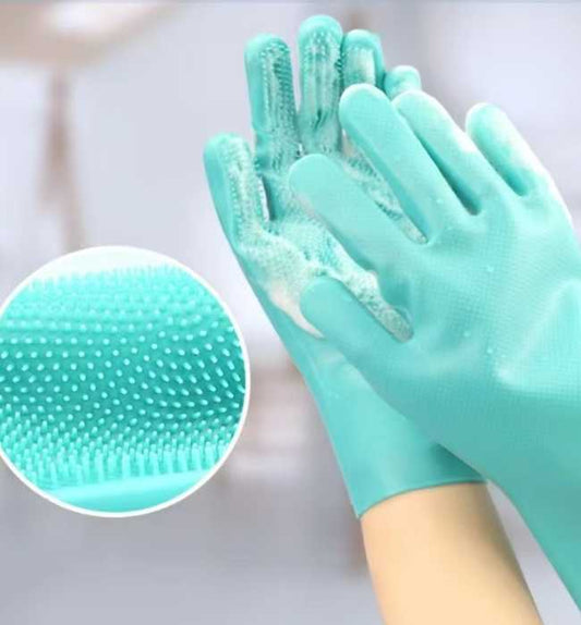 Heat resistant silicone gloves for hot water cleaning and kitchen use.