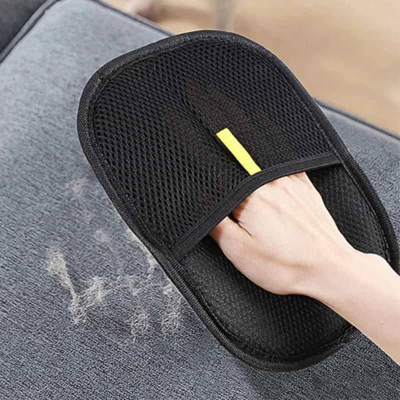 Pet fur cleaning gloves for sofas, clothes, and car seats.